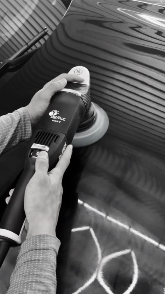 Safe pressure washing technique on vehicle paint in Lubbock TX